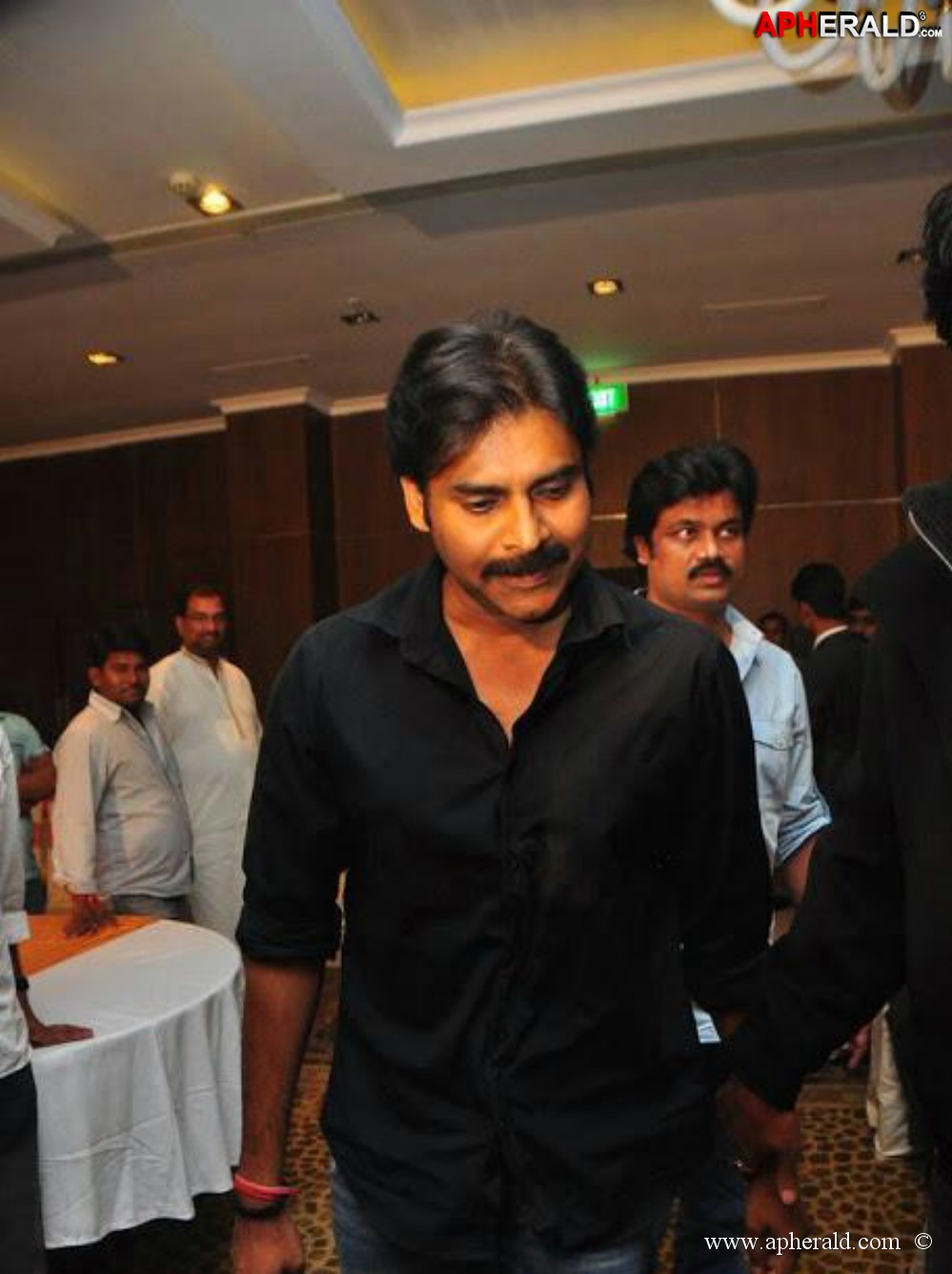 pawan kalyan unseen pictures