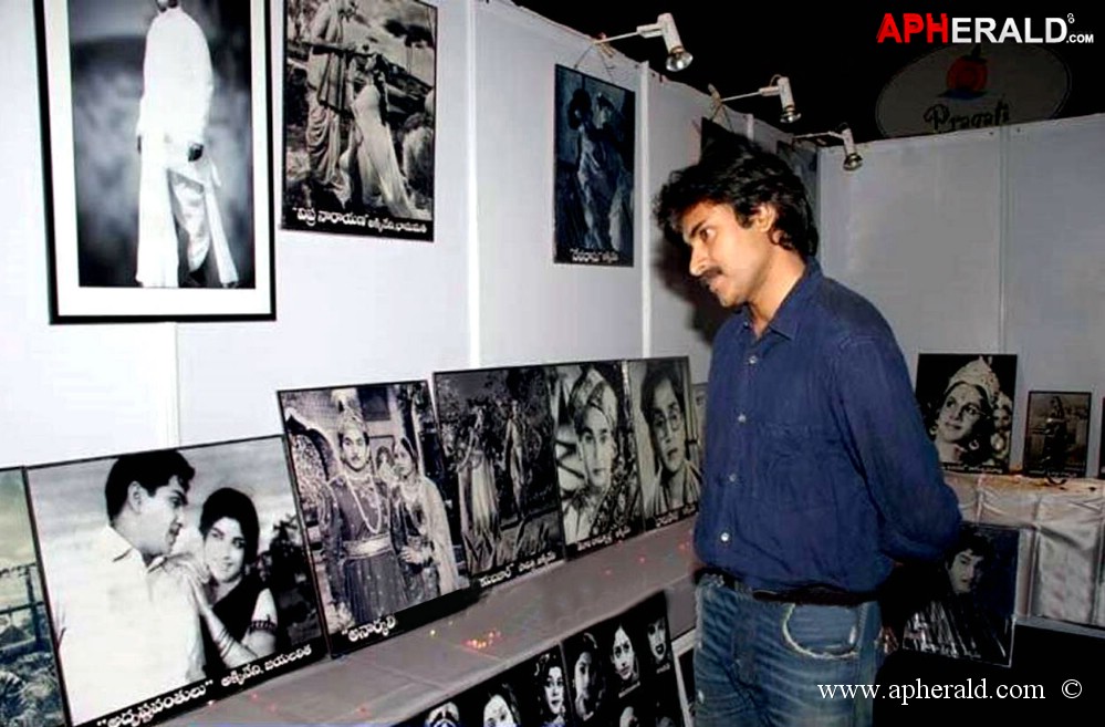 pawan kalyan unseen pictures