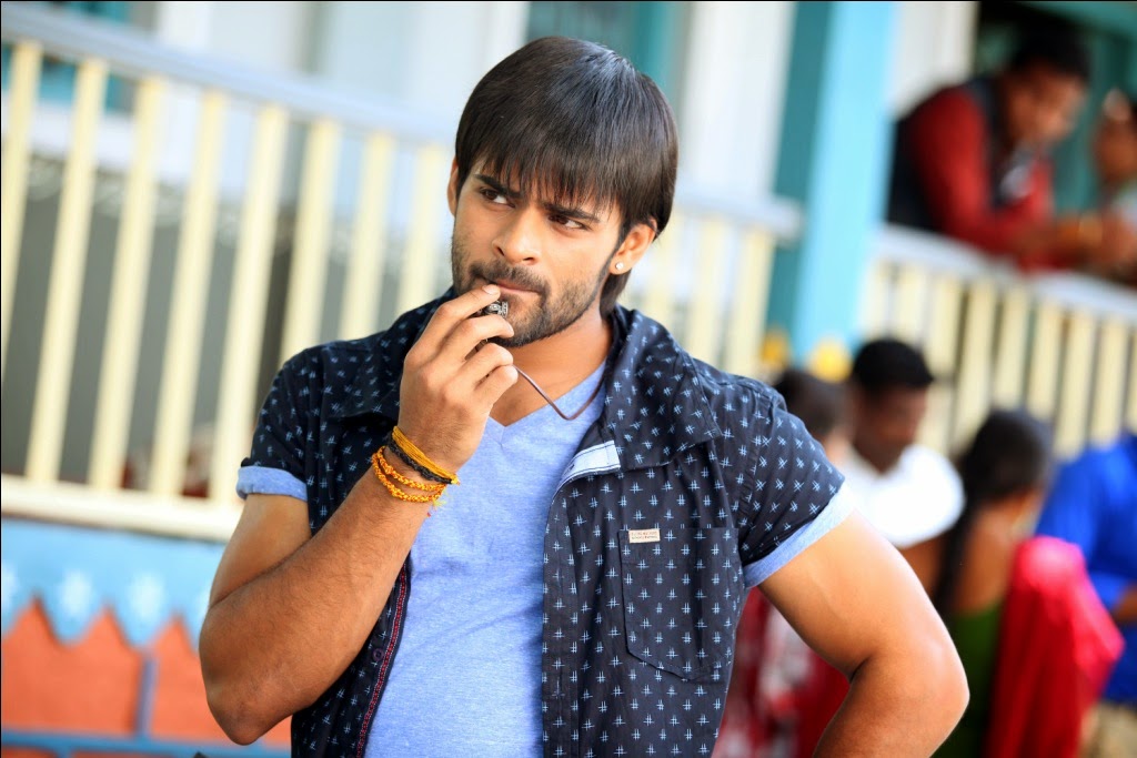 Pilla Nuvvu Leni Jeevitham Movie New Stills