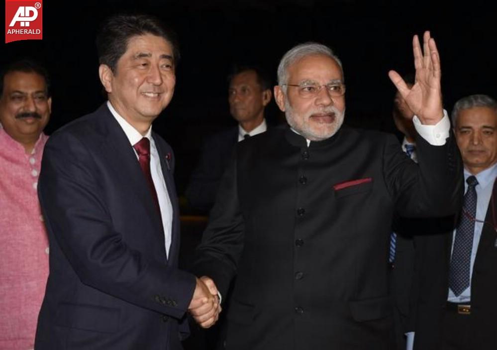 PM Narendra Modi Meets Japan PM Shinzo Abe