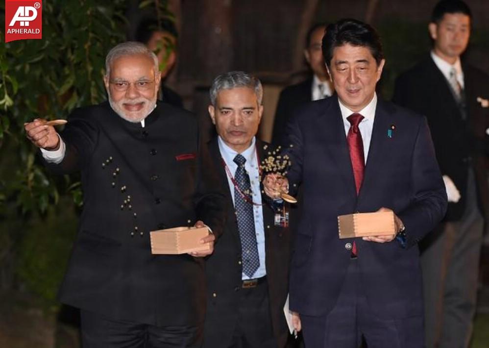 PM Narendra Modi Meets Japan PM Shinzo Abe