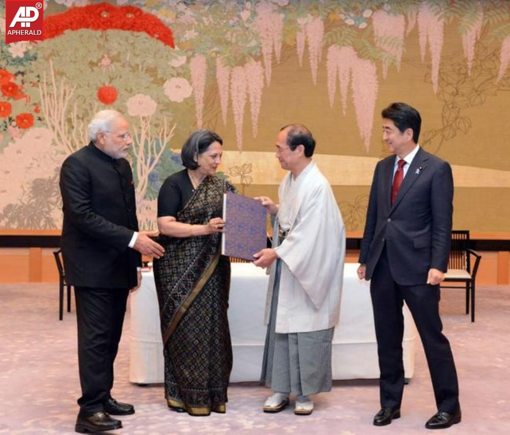 PM Narendra Modi Meets Japan PM Shinzo Abe