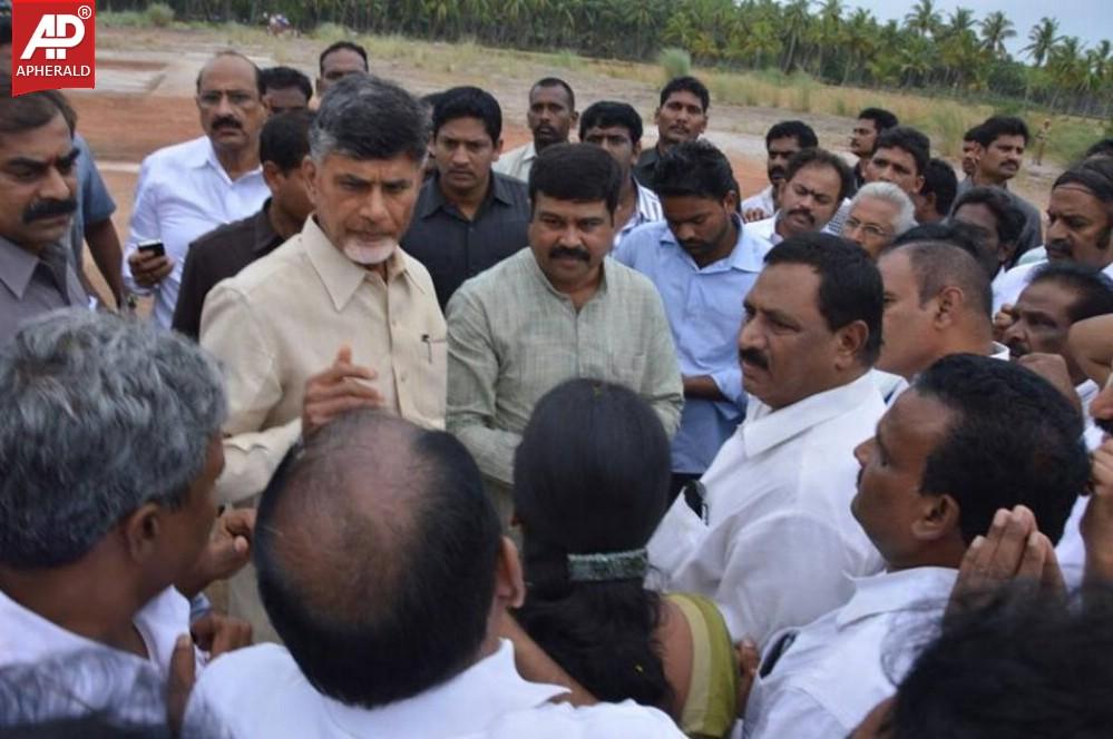 Politicians visit  Nagaram Village