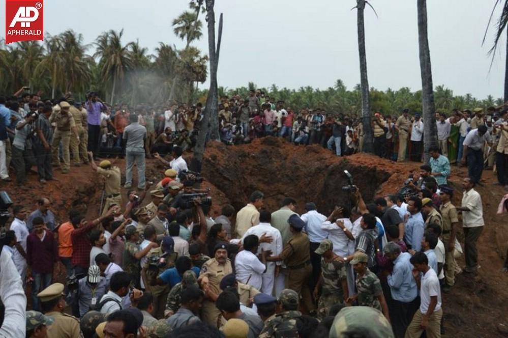 Politicians visit  Nagaram Village