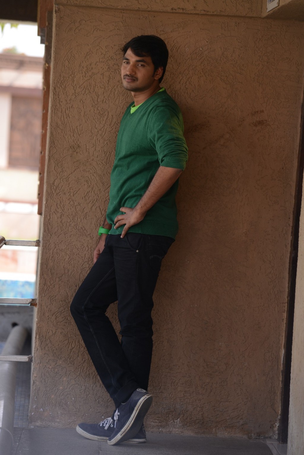 Pora Pove Movie New Stills