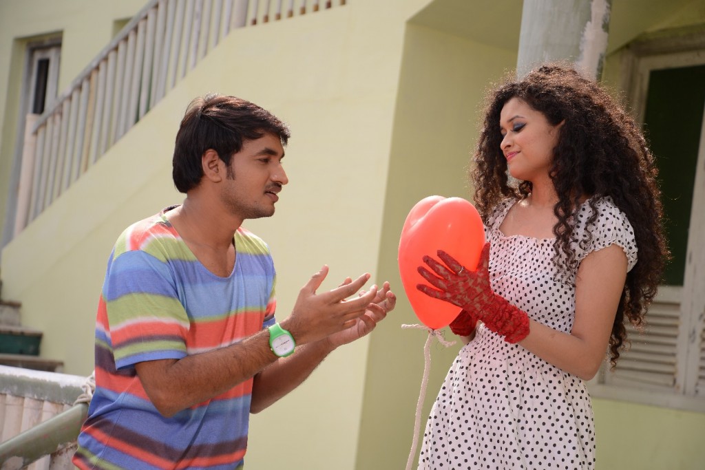 Pora Pove Movie New Stills