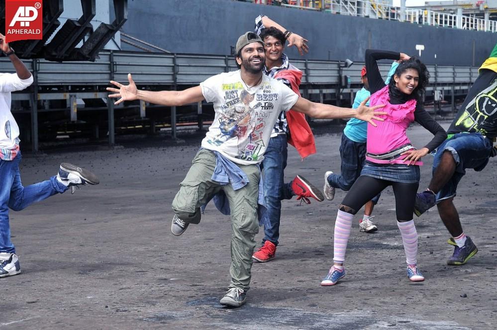 Prema Geema Jantha Nai Gallery