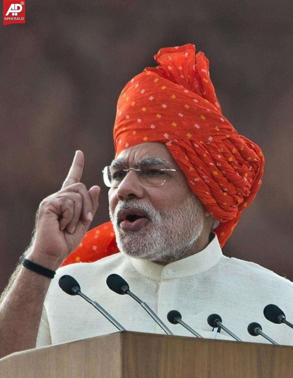 Prime Minister Narenda Modi At Red Fort