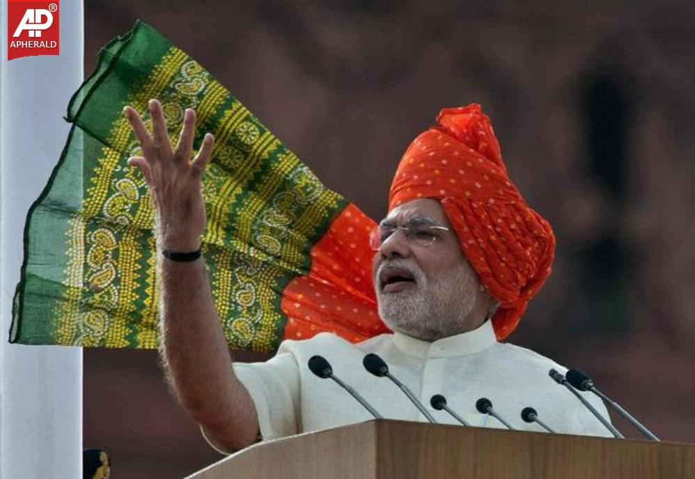 Prime Minister Narenda Modi At Red Fort
