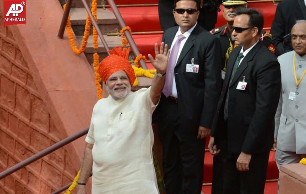 Prime Minister Narenda Modi At Red Fort