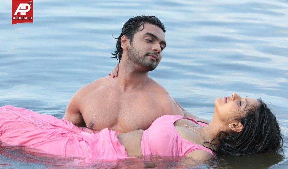 punnami rathri telugu movie pics