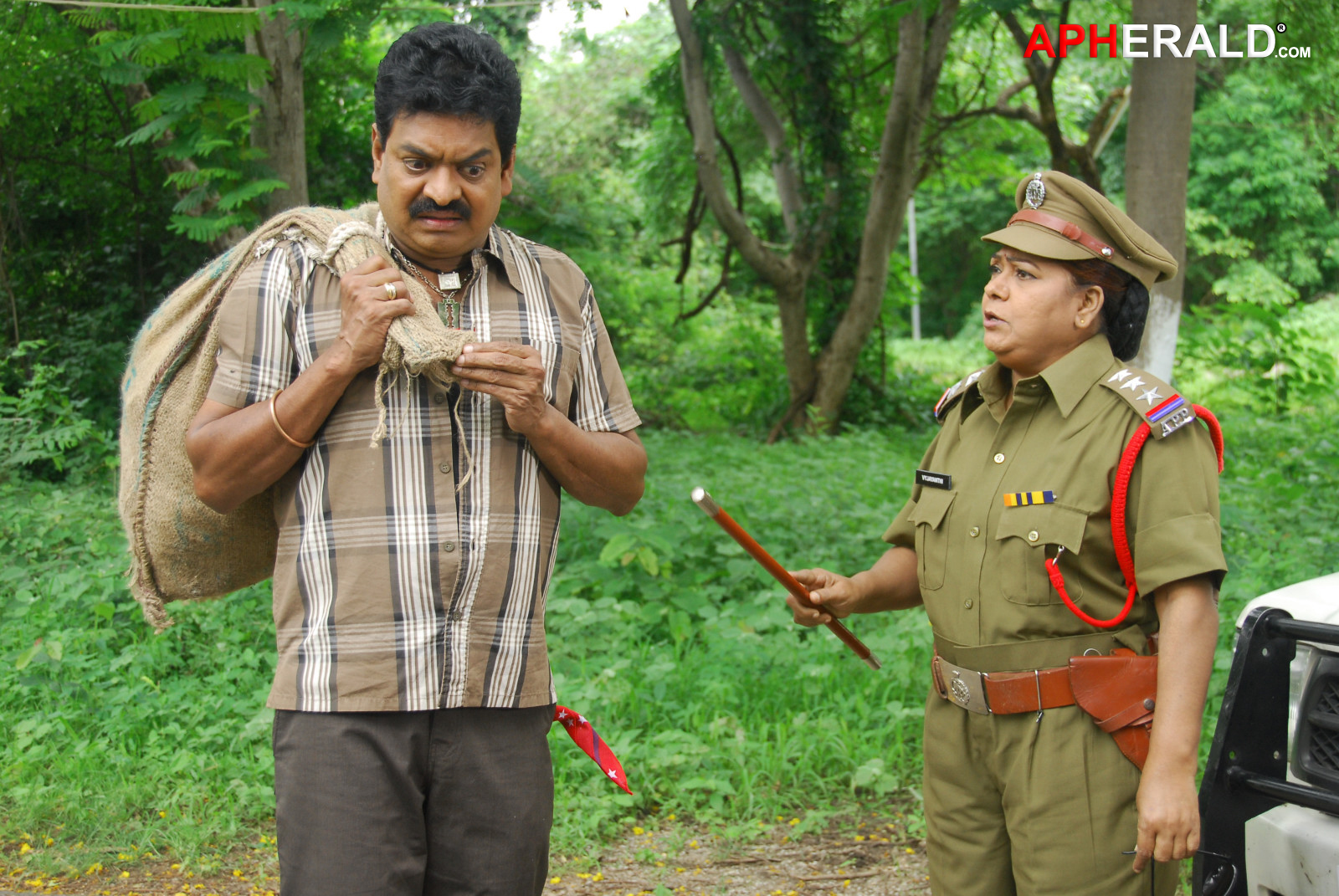 Putukku Jara Jara Dubukku Me Movie Stills