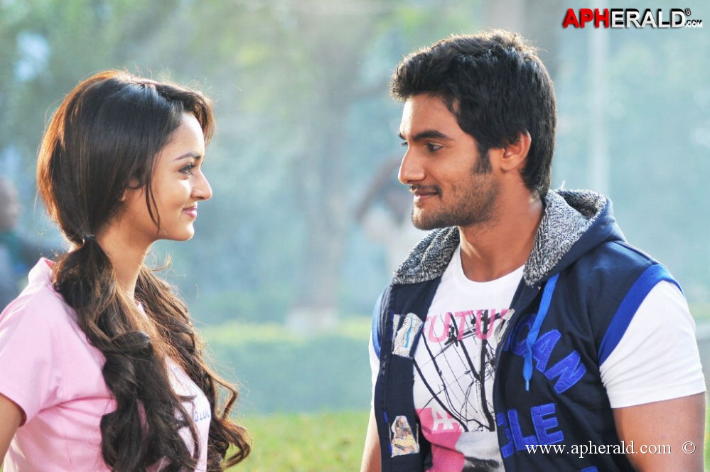 Pyar Mein Padipoyane New Photos