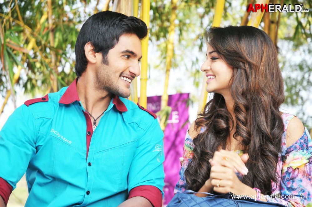 Pyar Mein Padipoyane New Photos