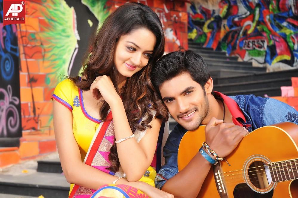 Pyar Mein Padipoyane New Stills