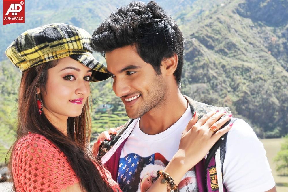 Pyar Mein Padipoyane New Stills