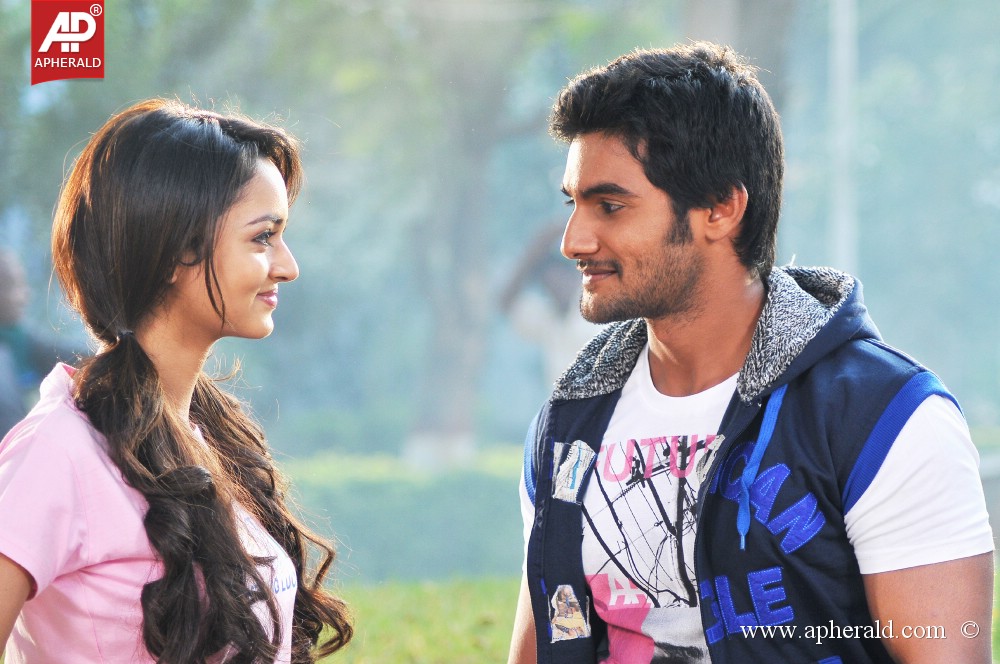 pyarmein padipoyane stills