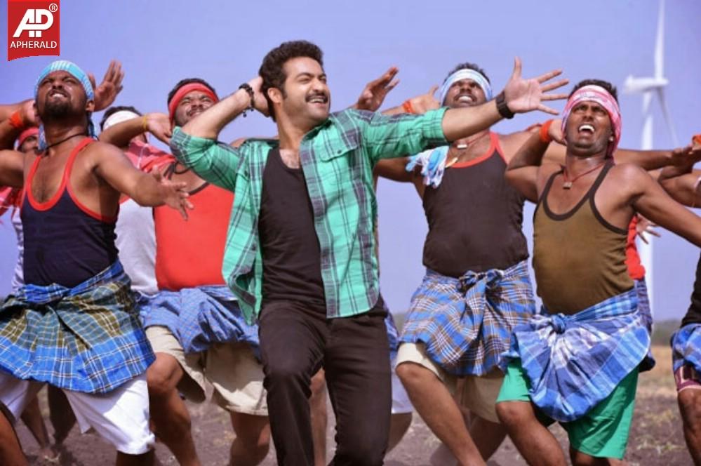 Rabhasa Latest Stills