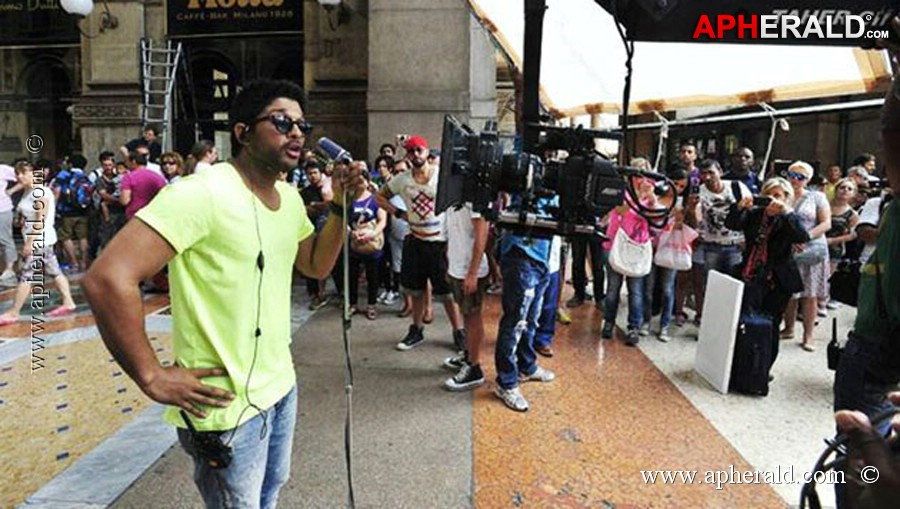 Race Gurram Working Stills