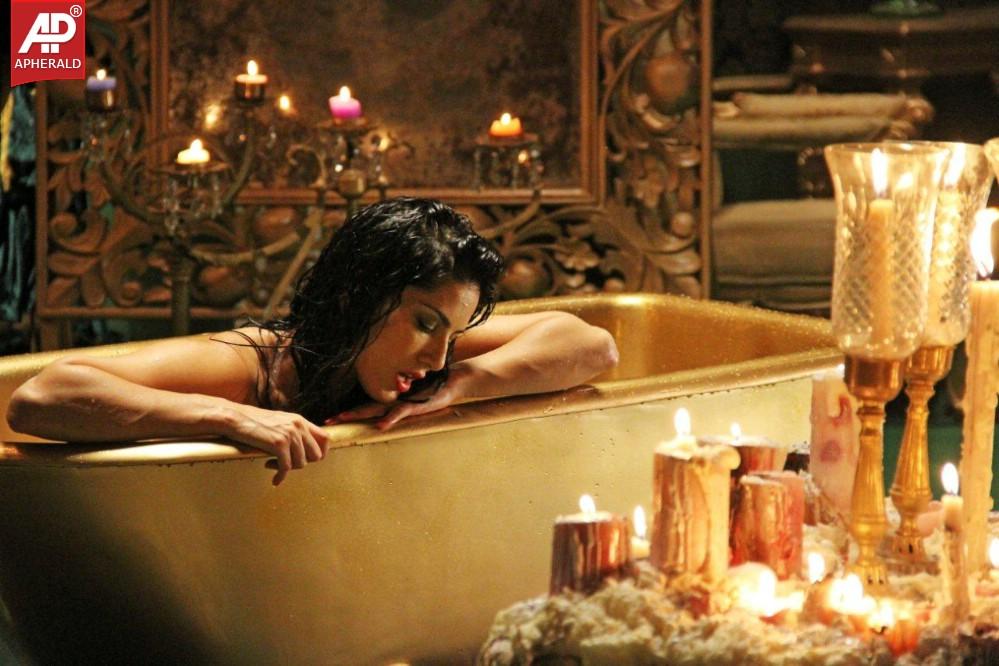 Ragini MMS 2 Movie Photos