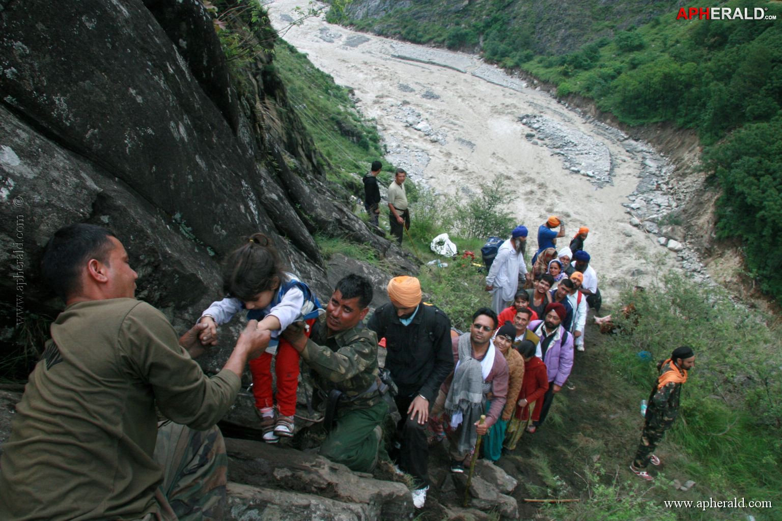 Rain Ravage around Kedarnath Temple Photos