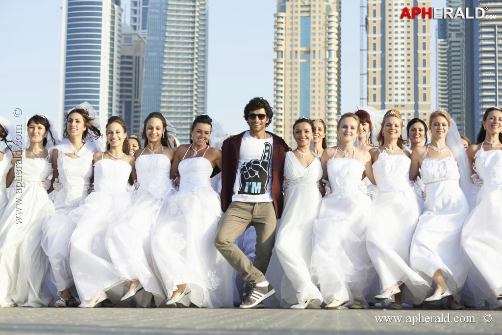 Ramaiya Vastavaiya Movie Stills
