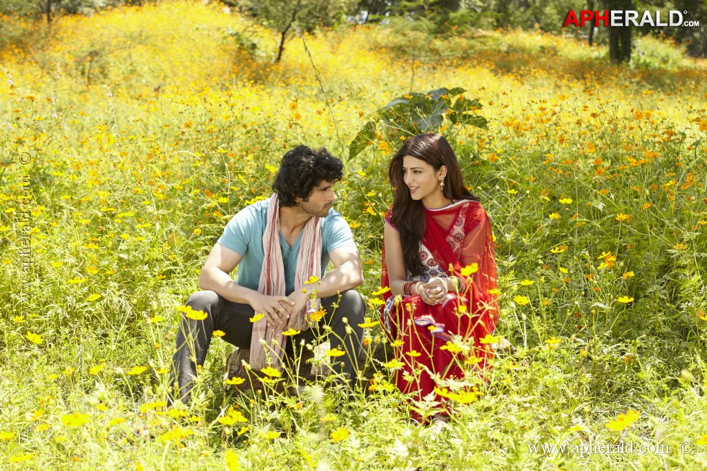 Ramaiya Vastavaiya Movie Stills