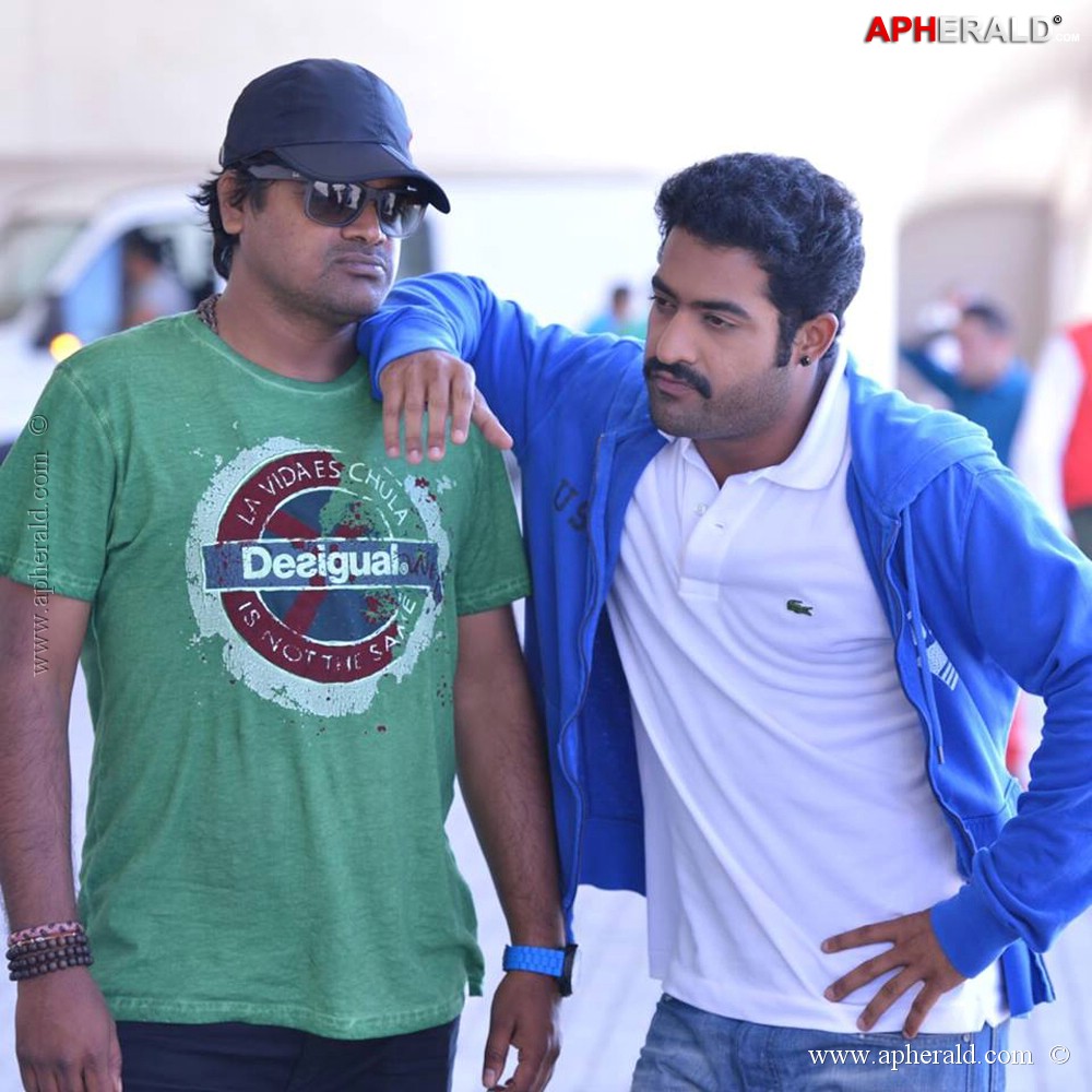  Ramayya Vasthavayya Working New Stills