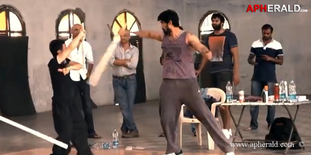 Rana Working Stills in Bahubali Movie