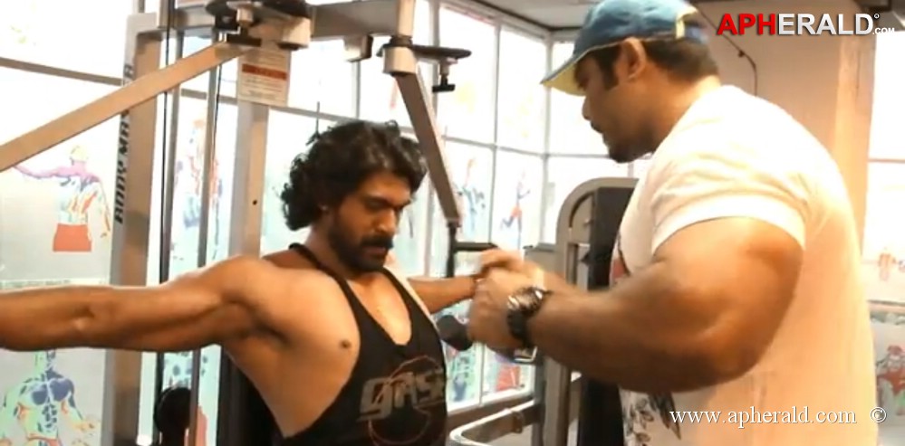 Rana Working Stills in Bahubali Movie