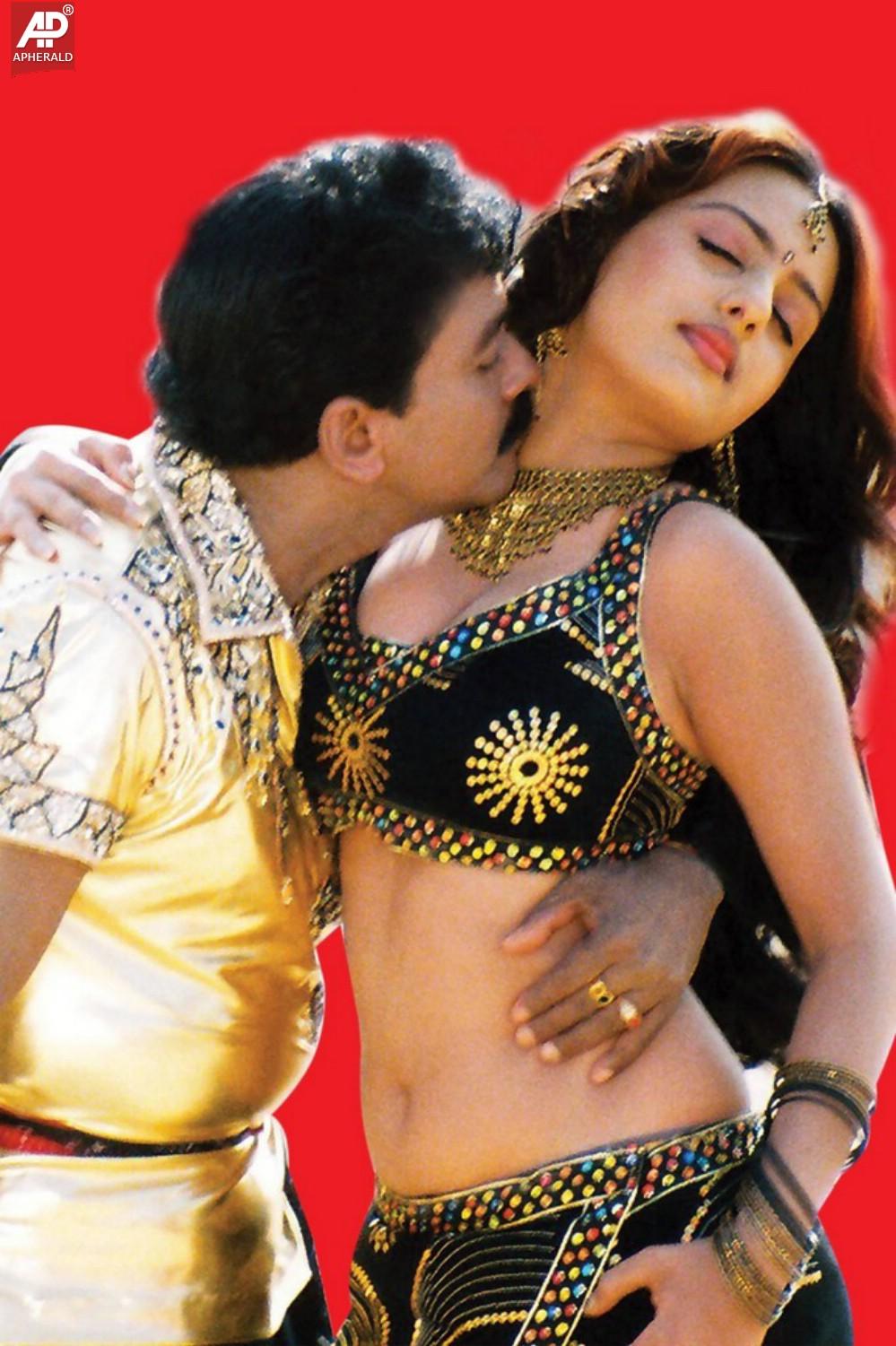 Rasikudu Movie Hot Stills n Walls