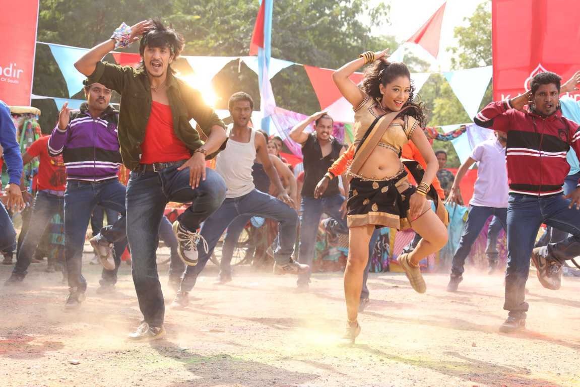 Red Alert Movie Latest Stills