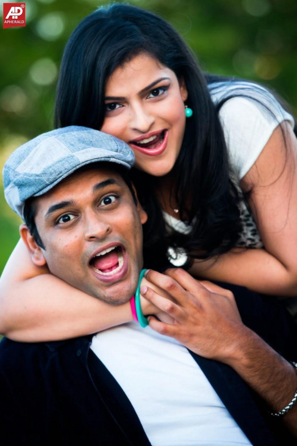 Rendu Rellu Naluge Movie Wallpapers