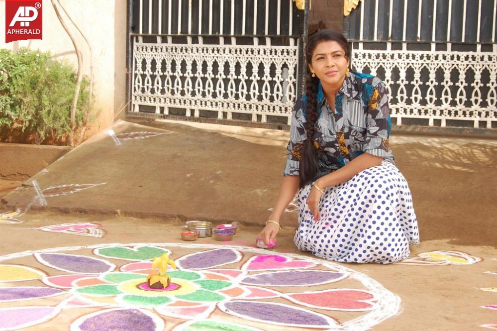 Retta Valu Movie Stills