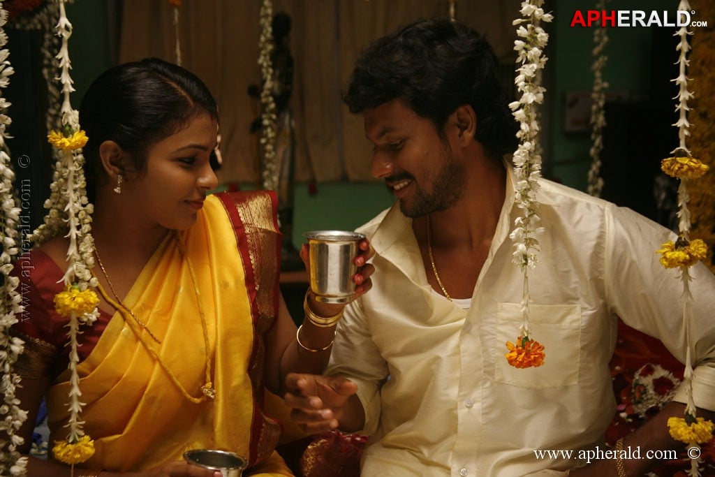 Rettai Vaalu Tamil Movie Stills