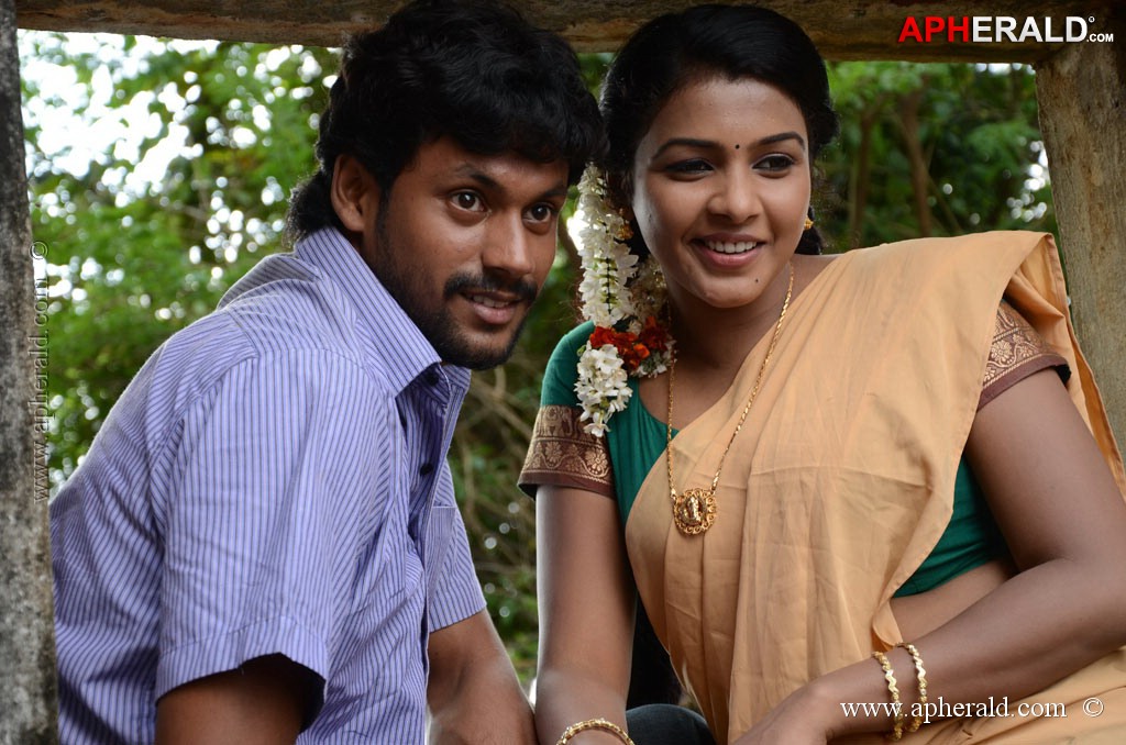 Rettai Vaalu Tamil Movie Stills