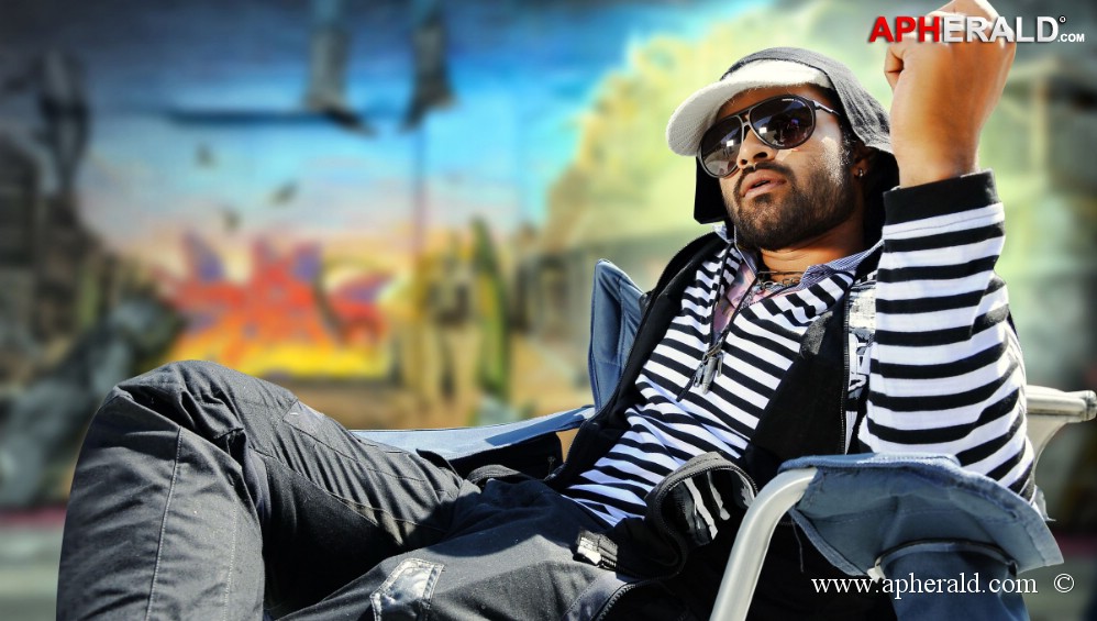 Rey Telugu Movie Latest Stills