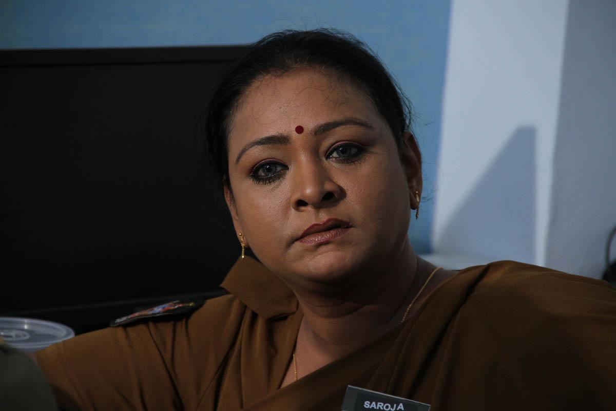 Romantic Target Movie Pics