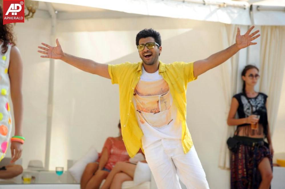 Run Raja Run Movie Working Photos