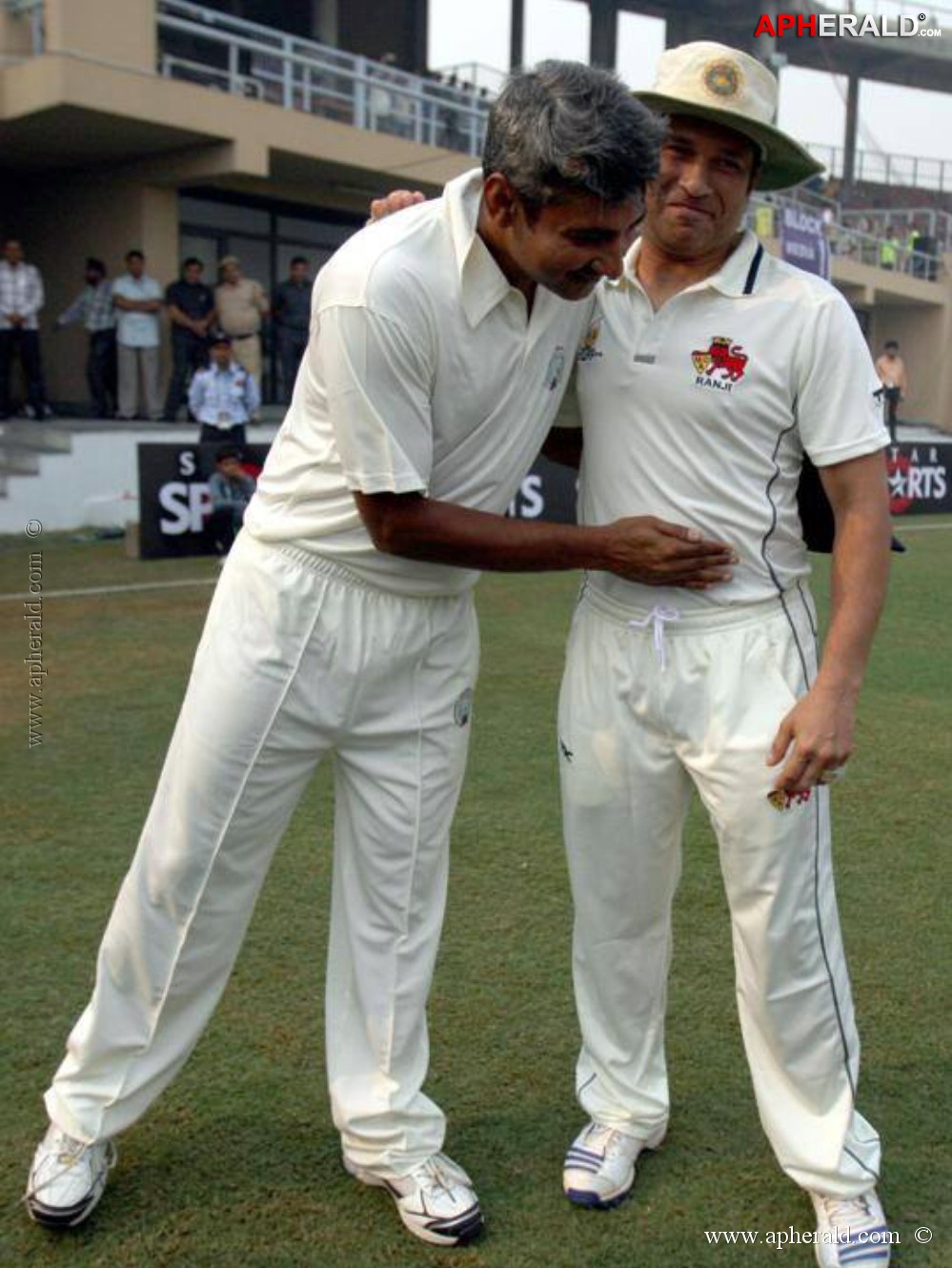 Sachin's Last Ranji Tropy Match Photos