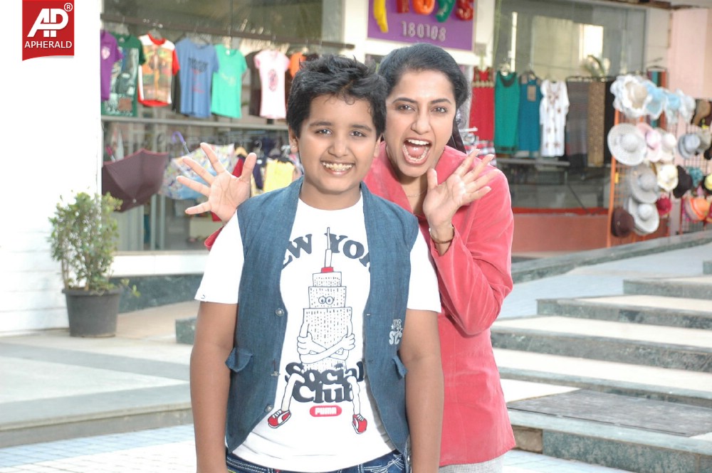 Sachin Tendulkar Kaadu Movie Stills