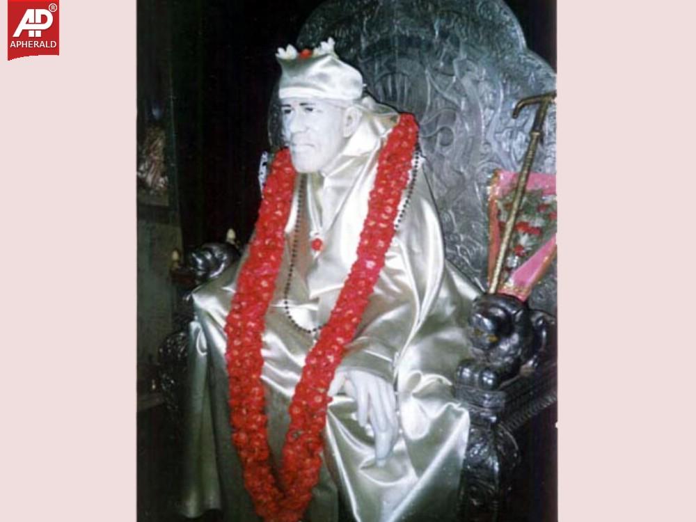 Sai Baba Photos