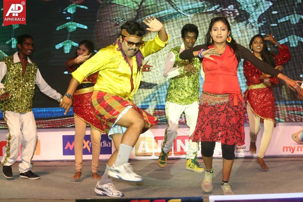 Sampoornesh Babu Dance Performance