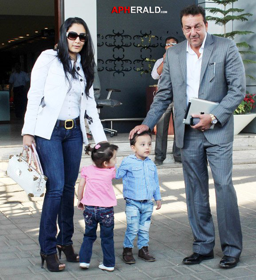 Sanjay Dutt Family Pics
