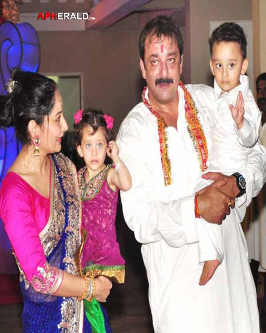 Sanjay Dutt Family Pics