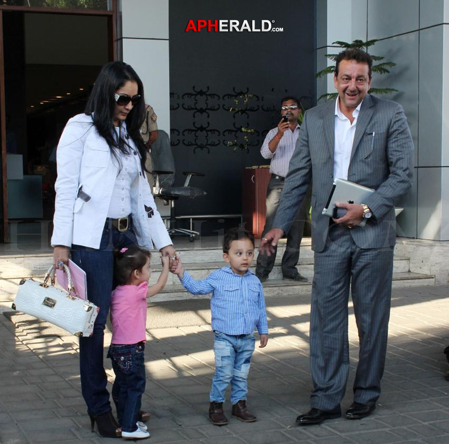 Sanjay Dutt Family Pics