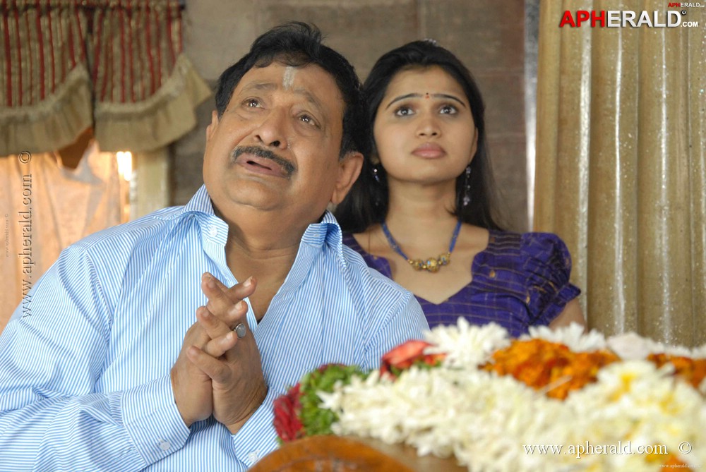 Sayedaivam Latest Stills