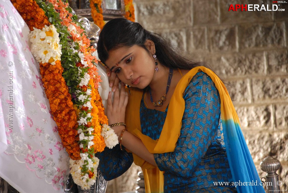 Sayedaivam Latest Stills