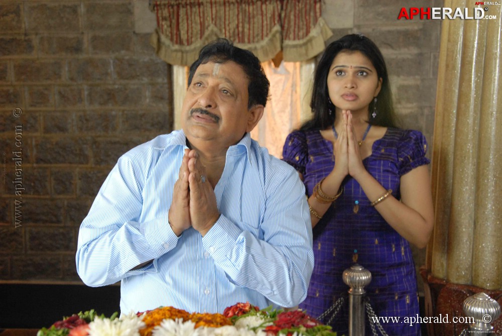 Sayedaivam Latest Stills