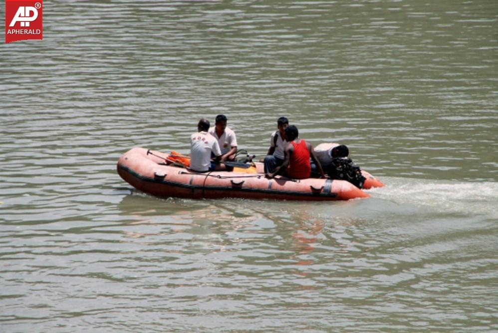 Search Beas River For Missing Students Images